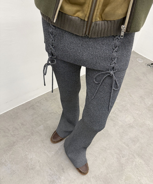 Oriens JOURNAL STANDARD（オリエンス ジャーナルスタンダード）の「レースアップニットフレアパンツ（その他パンツ・レディース・グレー/ネイビー・FREE）」の7枚目の写真