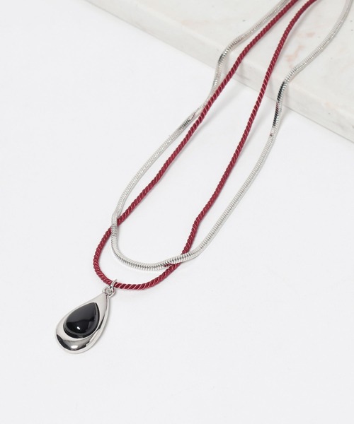 JEANASIS（ジーナシス）の「ストーン２レンネックレス/572276（ネックレス・レディース・ブラック系その他/レッド系その他・FREE）」の13枚目の写真