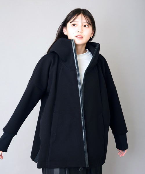 AVIE（アビィ）の「メルトンジャージーテントラインパーカー（パーカー・レディース・グレイッシュベージュ/ブラック・38）」の20枚目の写真