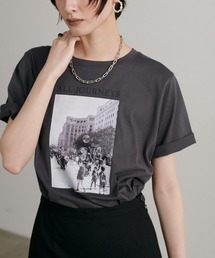 LARUTA（ラルータ）の「【LARUTA】ALL JOURNEYS フォトT［汗染み防止機能付き］（Tシャツ/カットソー・レディース）」