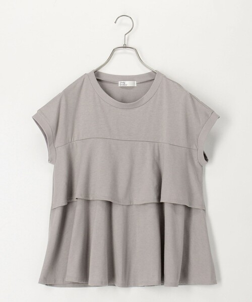 fredy couleur（フレディクルール）の「TC天竺ティアードフリルTシャツ（Tシャツ/カットソー・レディース・ブラウン/オフホワイト/ブラック/グレイッシュベージュ・38）」の4枚目の写真