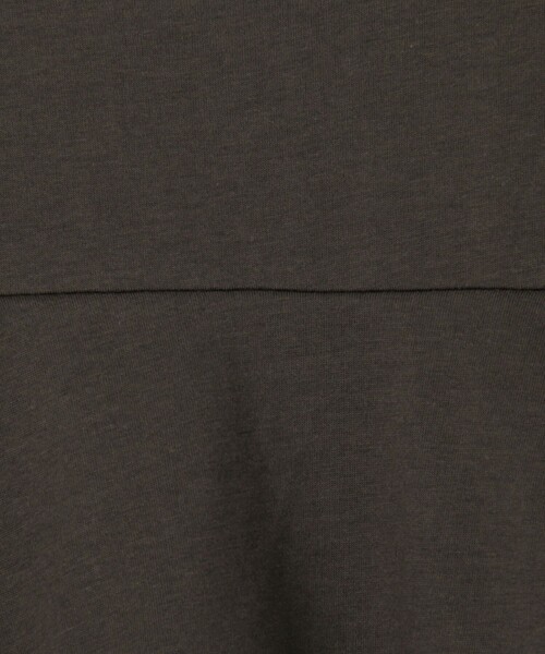 fredy couleur（フレディクルール）の「TC天竺ティアードフリルTシャツ（Tシャツ/カットソー・レディース・ブラウン/オフホワイト/ブラック/グレイッシュベージュ・38）」の14枚目の写真