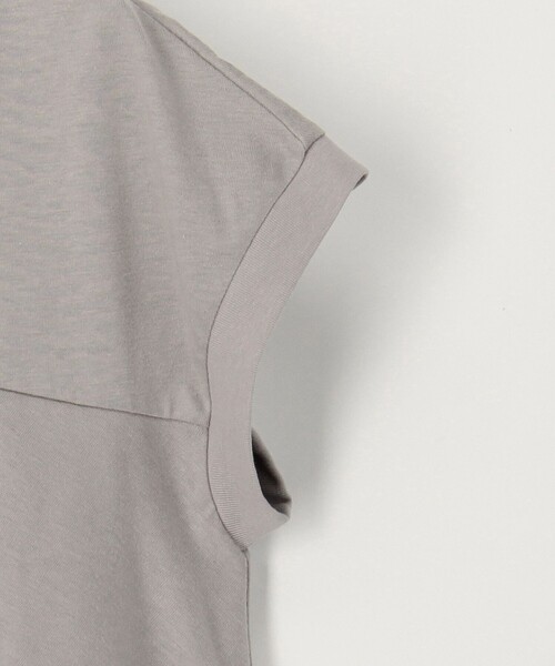 fredy couleur（フレディクルール）の「TC天竺ティアードフリルTシャツ（Tシャツ/カットソー・レディース・ブラウン/オフホワイト/ブラック/グレイッシュベージュ・38）」の18枚目の写真