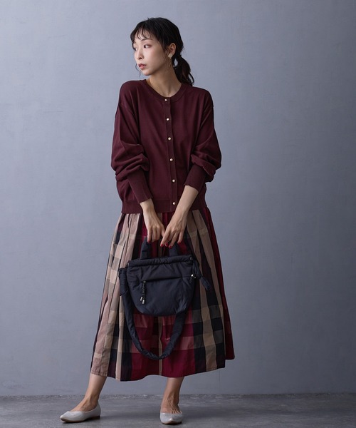 NICOLE white(ニコルホワイト)の「2WAYパフバッグ(ショルダーバッグ・レディース・ブラック/ブルー・FREE)」の16枚目の写真