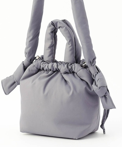 NICOLE white(ニコルホワイト)の「2WAYパフバッグ(ショルダーバッグ・レディース・ブラック/ブルー・FREE)」の6枚目の写真