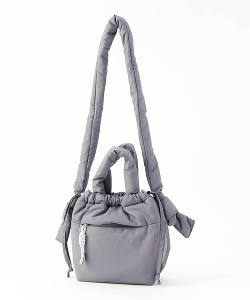 NICOLE white(ニコルホワイト)の「2WAYパフバッグ(ショルダーバッグ・レディース・ブラック/ブルー・FREE)」の10枚目の写真