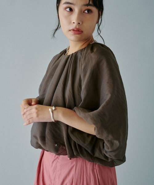 terrace(テラス)の「オーガンジーシアーバルーンショートブラウス(シャツ/ブラウス・レディース・チャコールグレー/アイボリー/ブラック・MEDIUM)」の18枚目の写真