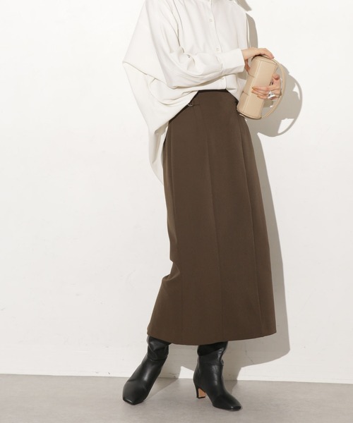 NANO universe(ナノユニバース)の「サイドベルトディティールタイトスカート(スカート・レディース・グリーン/ブルーグレー/ブラック/ブラウン/サンドグレー/ベージュ・マルチサイズ)」の4枚目の写真