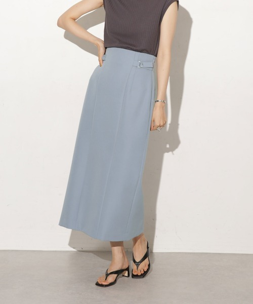 NANO universe(ナノユニバース)の「サイドベルトディティールタイトスカート(スカート・レディース・グリーン/ブルーグレー/ブラック/ブラウン/サンドグレー/ベージュ・マルチサイズ)」の3枚目の写真