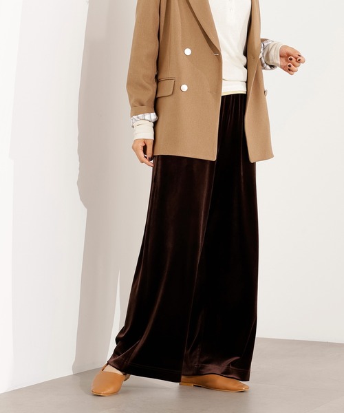 N.（N. Natural Beauty Basic）（エヌエヌナチュラルビューティーベーシック）の「ベロアパンツ（その他パンツ・レディース・ベージュ/ブラウン・MEDIUM）」の3枚目の写真