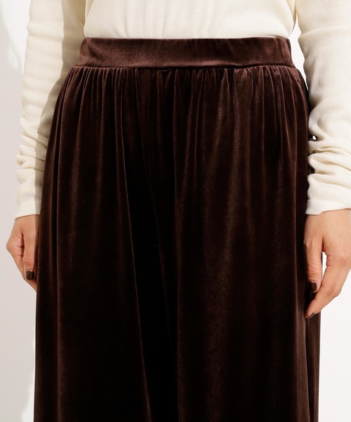 N.（N. Natural Beauty Basic）（エヌエヌナチュラルビューティーベーシック）の「ベロアパンツ（その他パンツ・レディース・ベージュ/ブラウン・MEDIUM）」の14枚目の写真