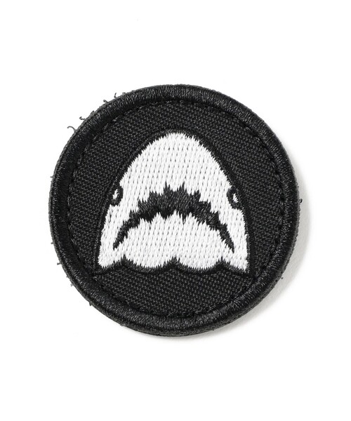 TOKYO CULTUART by BEAMS(トウキョウカルチャートバイビームス)の「GROOVISIONS / Wappen サメ(その他小物・メンズ・その他・ONE SIZE)」の1枚目の写真