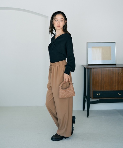 earth music&ecology(アースミュージックアンドエコロジー)の「スタッズキルトバッグ(ハンドバッグ・レディース・アイボリー/ライトブラウン/ブラック・FREE)」の8枚目の写真