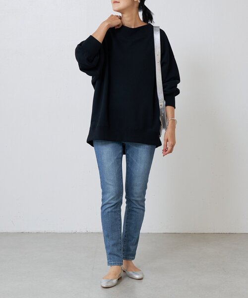 BEARDSLEY（ビアズリー）の「Ronde刺繍裏毛プルオーバー（Tシャツ