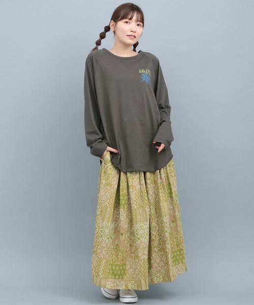 チチカカ(チチカカ)の「Orale! アガベプリントラウンドヘムロングTシャツ(Tシャツ/カットソー・レディース・パープル/ホワイト/チャコールグレー・FREE)」の6枚目の写真