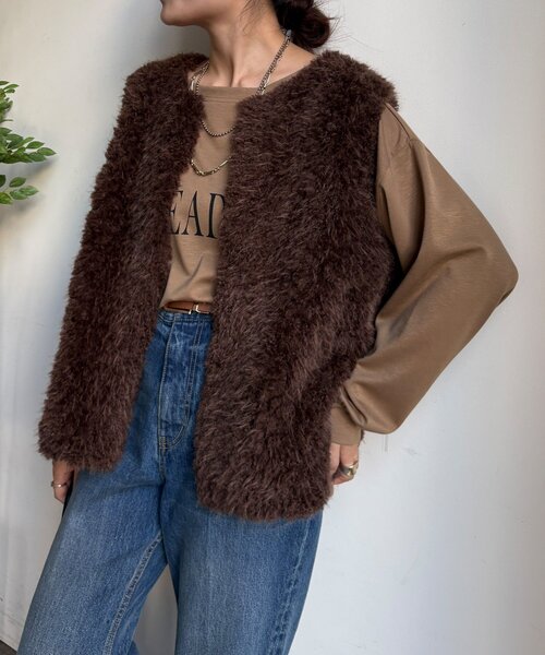 DouDou(ドゥドゥ)の「【完売カラー再追加!】フェイクカシミヤファーベスト(ベスト・レディース・ブラウン/グレイッシュベージュ・FREE)」の1枚目の写真