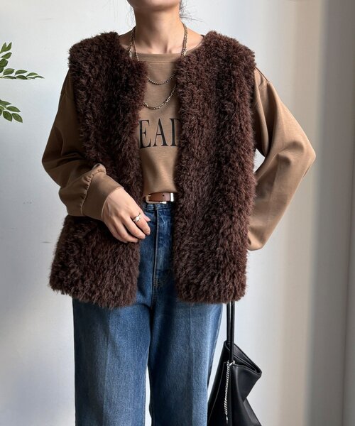 DouDou(ドゥドゥ)の「【完売カラー再追加!】フェイクカシミヤファーベスト(ベスト・レディース・ブラウン/グレイッシュベージュ・FREE)」の18枚目の写真