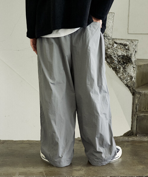 UMBRO（アンブロ）の「TECH NYLON PANTS/テックナイロンパンツ/UMBRO別注(限定展開)（その他パンツ・メンズ・ブラック/グレー・MEDIUM/LARGE）」の5枚目の写真