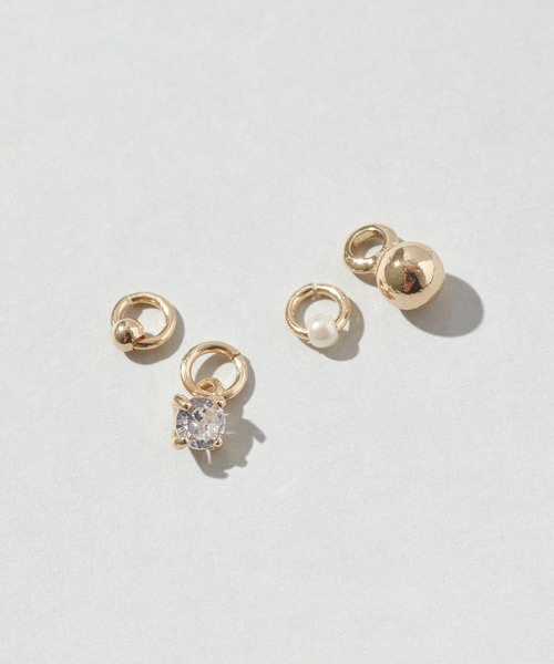 GOLDY(ゴールディ)の「マイクロ チャーム アソートメント ピアス(ピアス(両耳用)・レディース・シルバー/ゴールド/シルバー×ゴールド・FREE)」の11枚目の写真