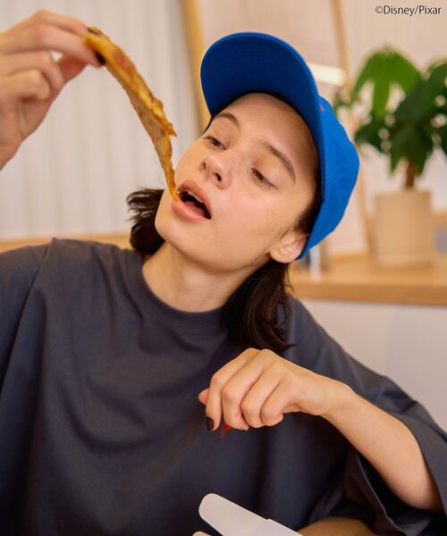 AMERICAN HOLIC（アメリカンホリック）の「Pizza Planet CAP（キャップ・レディース・アイボリー/ブルー/チャコールグレー・FREE）」の6枚目の写真