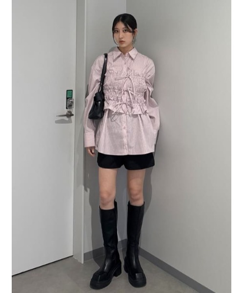 SLY（スライ）の「BUSTIER LAYRED SH ビスチェ レイヤード シャツ 秋服（シャツ/ブラウス・レディース・ネイビー/ピンク系その他/ネイビー系・FREE）」の10枚目の写真