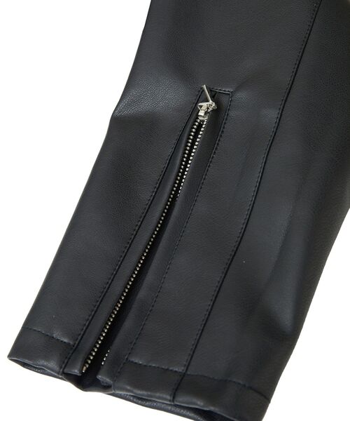 YECCA VECCA（イェッカヴェッカ）の「ノーカラーライダースジャケット（ライダースジャケット・レディース・ブラック/ベージュ・FREE）」の20枚目の写真