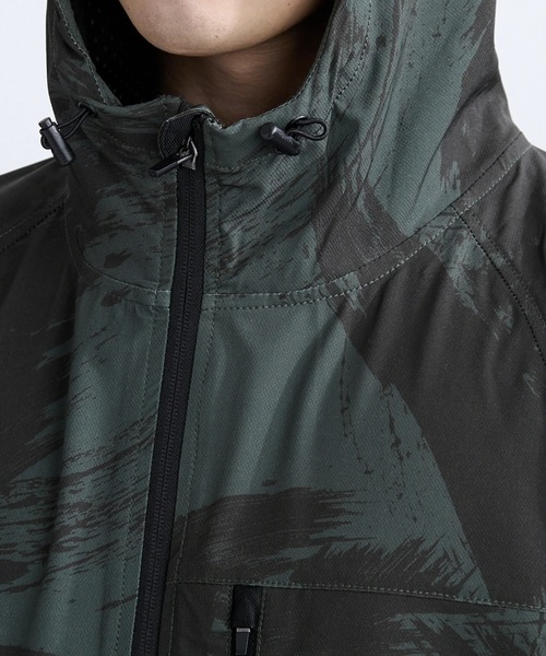 RVCA(ルーカ)の「RVCA メンズ HAWAII YOGGER JACKET ジャケット 【2025年秋冬モデル】/ルーカセットアップ対応総柄ジップアップナイロンジャケット(ブルゾン・メンズ・カモフラージュ・SMALL/MEDIUM/LARGE/X-LARGE)」の3枚目の写真