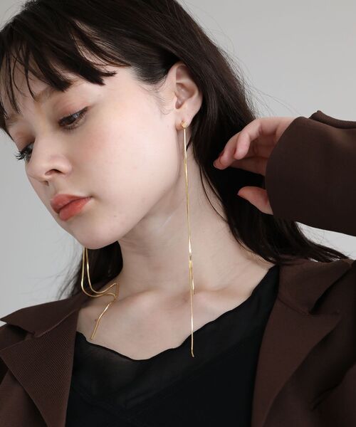 Green　Parks（グリーンパークス）の「・HALF TIME 2wayロングチェーンピアス（ピアス（両耳用）・レディース・シルバー/ゴールド・FREE）」の2枚目の写真