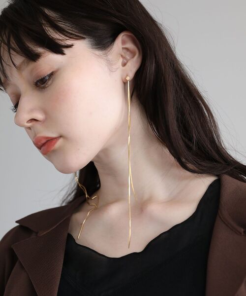 Green　Parks（グリーンパークス）の「・HALF TIME 2wayロングチェーンピアス（ピアス（両耳用）・レディース・シルバー/ゴールド・FREE）」の4枚目の写真