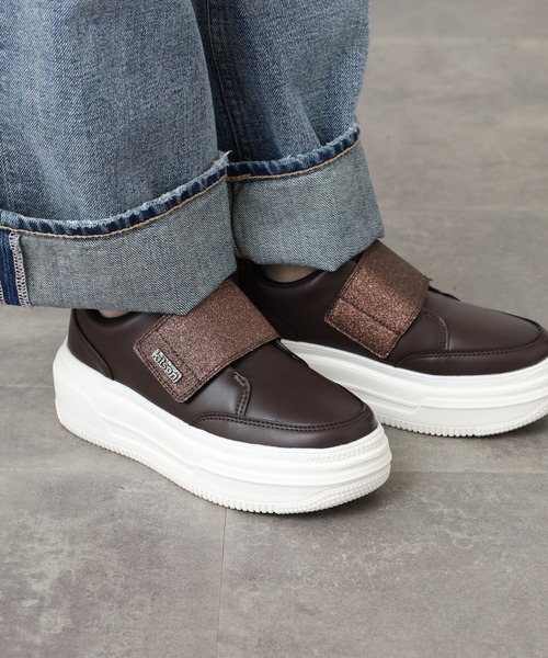 kitson(キットソン)の「KITSON キットソン 厚底 ウェッジソール 軽量 ベルクロ ローカットスリッポン スニーカー(スリッポン・レディース・ブラック/ホワイト/ブラウン・24.5cm/24cm/23.5cm/23cm)」の18枚目の写真