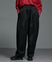 光沢素材たっぷりタックボリュームパンツ ［Soiunique］