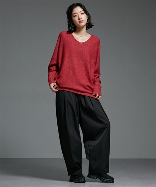 Soiunique（スワユニーク）の「光沢素材たっぷりタックボリュームパンツ ［Soiunique］（その他パンツ・レディース・ブラウン/ブラック・FREE）」の17枚目の写真