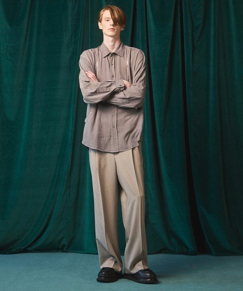 MAISON SPECIAL(メゾンスペシャル)の「《UNISEX》Prime-Over Curved Zip Regular Collar Shirt/プライムオーバーカーブジップレギュラーカラーシャツ【MAISON SPECIAL/メゾンスペシャル】(シャツ/ブラウス・メンズ・グレイッシュベージュ/ブラック/パープル・0/1/2)」の8枚目の写真