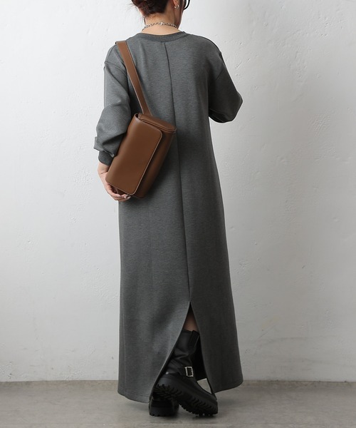 COLONY 2139（コロニートゥーワンスリーナイン）の「ダンボールVネックワンピース（ワンピース・レディース・グレー/チャコールグレー/ブラック・FREE）」の20枚目の写真