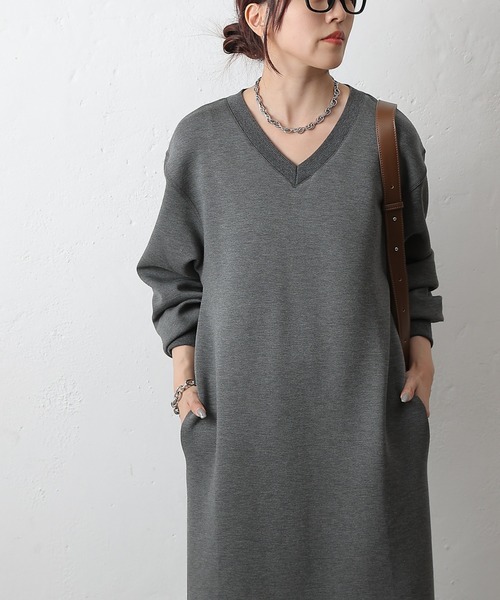 COLONY 2139（コロニートゥーワンスリーナイン）の「ダンボールVネックワンピース（ワンピース・レディース・グレー/チャコールグレー/ブラック・FREE）」の10枚目の写真
