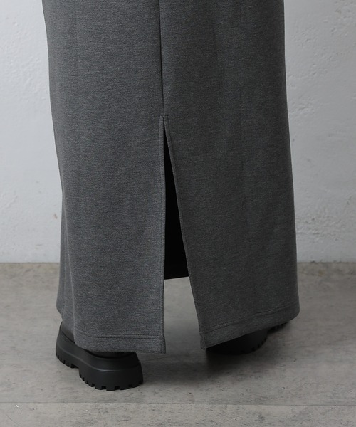 COLONY 2139（コロニートゥーワンスリーナイン）の「ダンボールVネックワンピース（ワンピース・レディース・グレー/チャコールグレー/ブラック・FREE）」の14枚目の写真