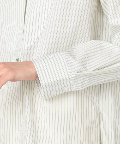 BY MALENE BIRGER(バイマレーネビルガー)の「BY MALENE BIRGER FAYETTE プルオーバーシャツ(シャツ/ブラウス・レディース・ライトグリーン・34)」の8枚目の写真