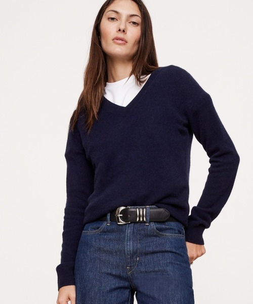 ライトウェイト カシミヤ Vネックセーター（ニット/セーター）｜BANANA