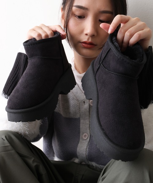 DEMETER（デメテル）の「厚底 デザインソール ボリュームファー ムートンブーツ（ブーツ・レディース・キャメル/ブラウン系/ブラック・LL/L/M）」の6枚目の写真