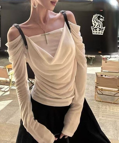 gossip!ロサンゼルス(ゴシップロサンゼルス)の「ベルトストラップ ドレープトップス(Tシャツ/カットソー・レディース・ホワイト・S/M)」の5枚目の写真