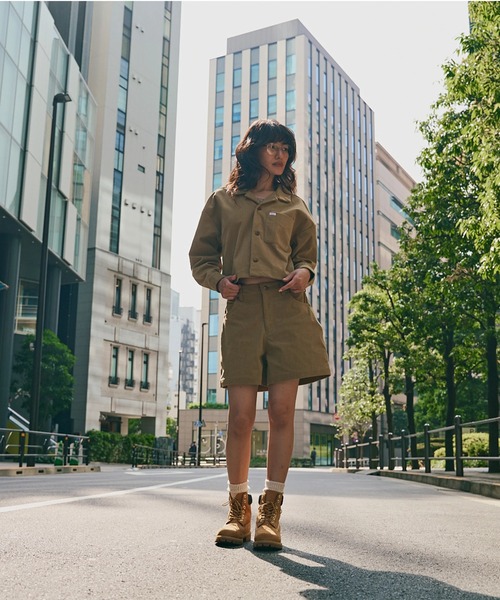 RVCA(ルーカ)の「RVCA レディース CLOVER CORDUROY SHIRT 長袖シャツ 【2025年秋冬モデル】 @autumn/ルーカコーデュロイシャツ(シャツ/ブラウス・レディース・ブラック/ブラウン系その他/ブルー系その他・MEDIUM)」の9枚目の写真