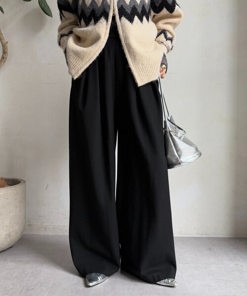 DouDou(ドゥドゥ)の「ウォームタックワイドパンツ(その他パンツ・レディース・ブラウン/ブラック/オフホワイト/グレー/ブラック系その他/ライトグレー/グレイッシュベージュ/ホワイト・38/36)」の5枚目の写真