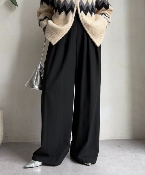 DouDou(ドゥドゥ)の「ウォームタックワイドパンツ(その他パンツ・レディース・ブラウン/ブラック/オフホワイト/グレー/ブラック系その他/ライトグレー/グレイッシュベージュ/ホワイト・38/36)」の13枚目の写真