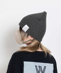 SVEC（シュベック）の「ピスネームつきビーニー（ニットキャップ/ビーニー）」