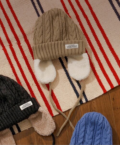 BREEZE（ブリーズ）の「【洗える】耳付きケーブルニット帽（ニットキャップ/ビーニー・キッズ・ベージュ/チャコール/ブルー・50/54/58）」の2枚目の写真