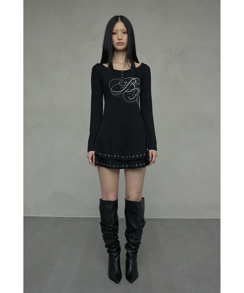 NIIER NOR(ニアノア)の「A'GEM/9 × .kom 『NIIER NOR/ニアノア』 BADDIE ANGEL HALTERNECK DRESS/ホルターネック ボーダーヘンリーネック 長袖Tシャツ(Tシャツ/カットソー・レディース・ブラック/A・FREE)」の5枚目の写真