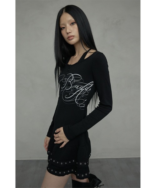 NIIER NOR(ニアノア)の「A'GEM/9 × .kom 『NIIER NOR/ニアノア』 BADDIE ANGEL HALTERNECK DRESS/ホルターネック ボーダーヘンリーネック 長袖Tシャツ(Tシャツ/カットソー・レディース・ブラック/A・FREE)」の4枚目の写真