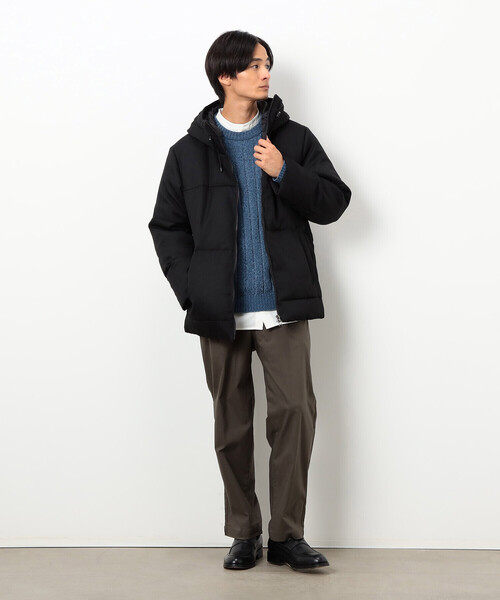 COMME CA ISM(コムサイズム)の「ダイヤカットドビー ダウン フード ブルゾン(ダウンジャケット/コート・メンズ・ネイビー/ブラック・X-LARGE/LARGE/MEDIUM)」の4枚目の写真