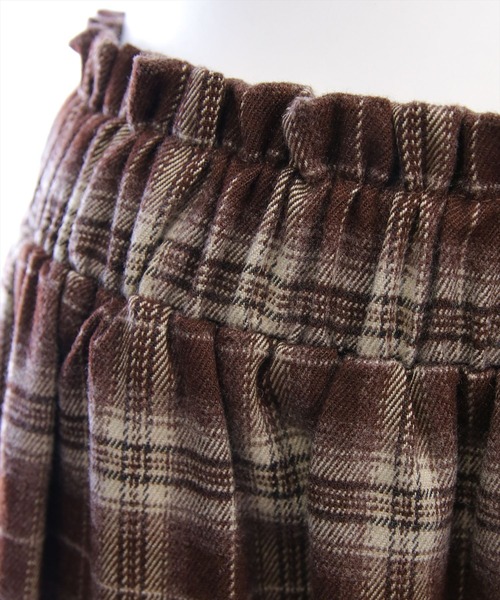 CLEAR BASIC（クリアベーシック）の「【低身長用サイズ有】チェックティアードロングスカート［大人 カジュアル 着回し力抜群］≪AW新作≫（スカート・レディース・ブラック/ブラウン・F/PF）」の4枚目の写真