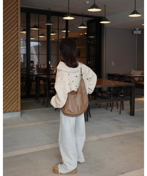 JUMELLE(ジュメロ)の「スラブルーズニット(ニット/セーター・レディース・ベージュ/グレー・FREE)」の21枚目の写真